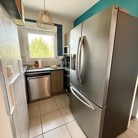 アパート Juan-les-pins Beachside 1br Apartment, Air Conditioned, Parking Place アンティーブ