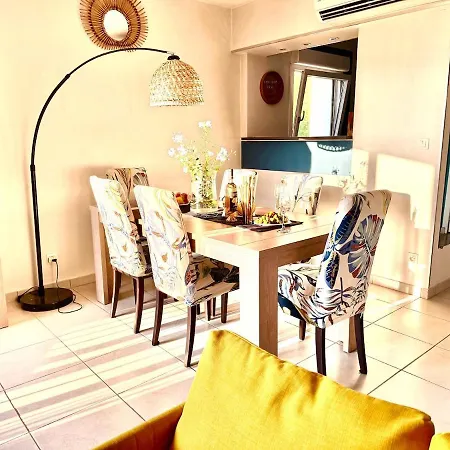 Apartment Juan-les-pins Beachside 1br Apartment, Air Conditioned, Parking Place